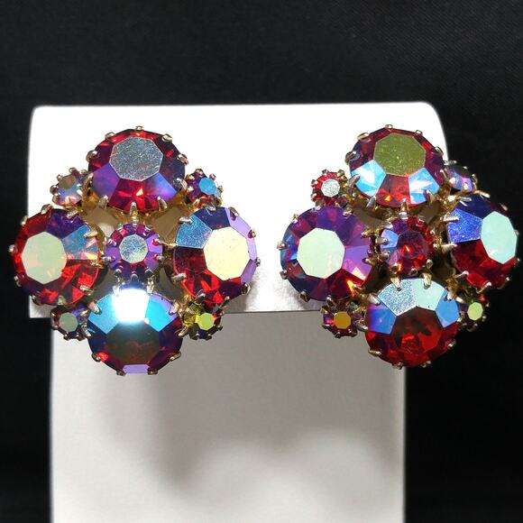 Vintage 1960s Red Aurora Borealis Rhinestone Clip Earrings, Gold Plated - Picture 2 of 10